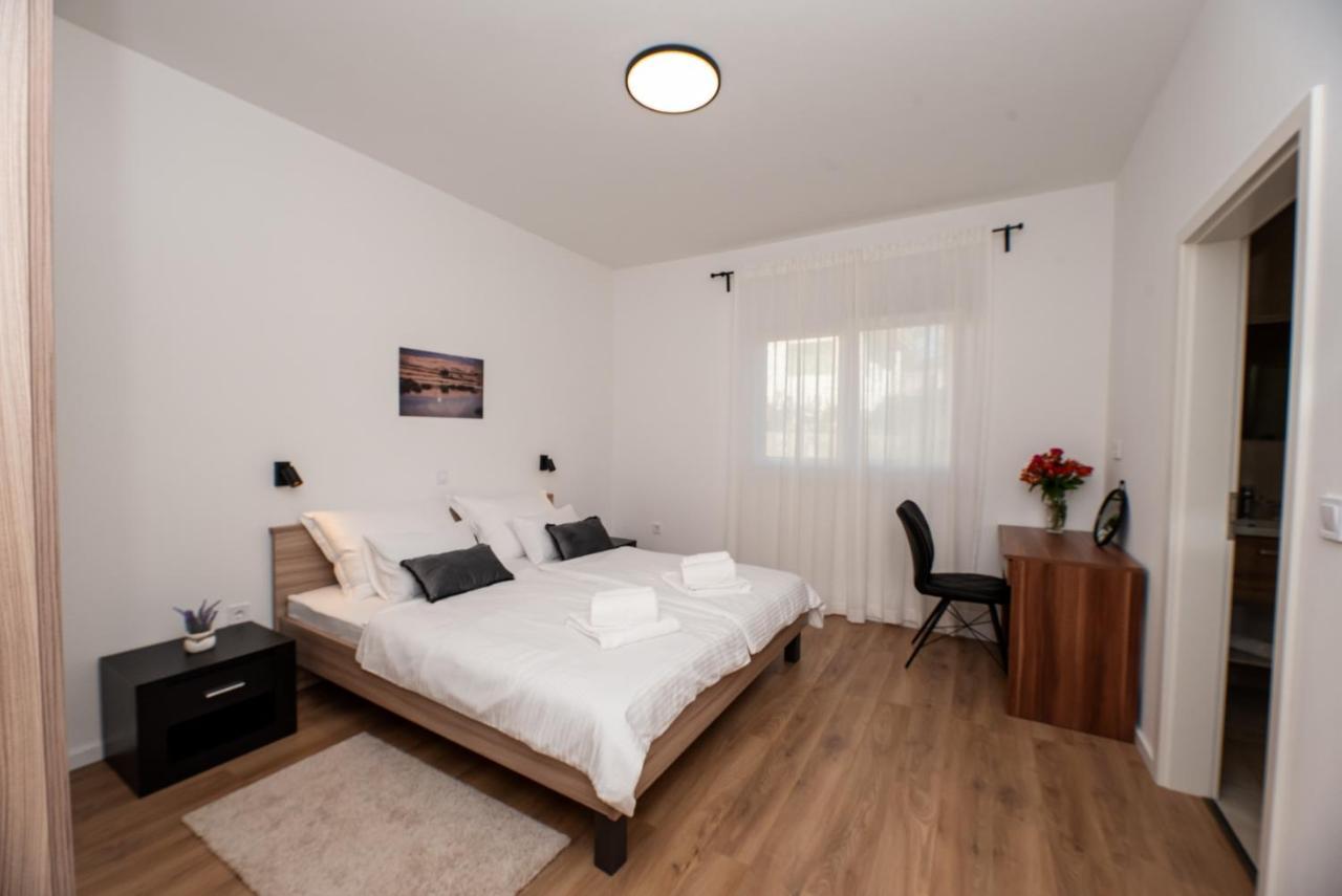 Villa Sportiva With Private Heated Pool Zadar