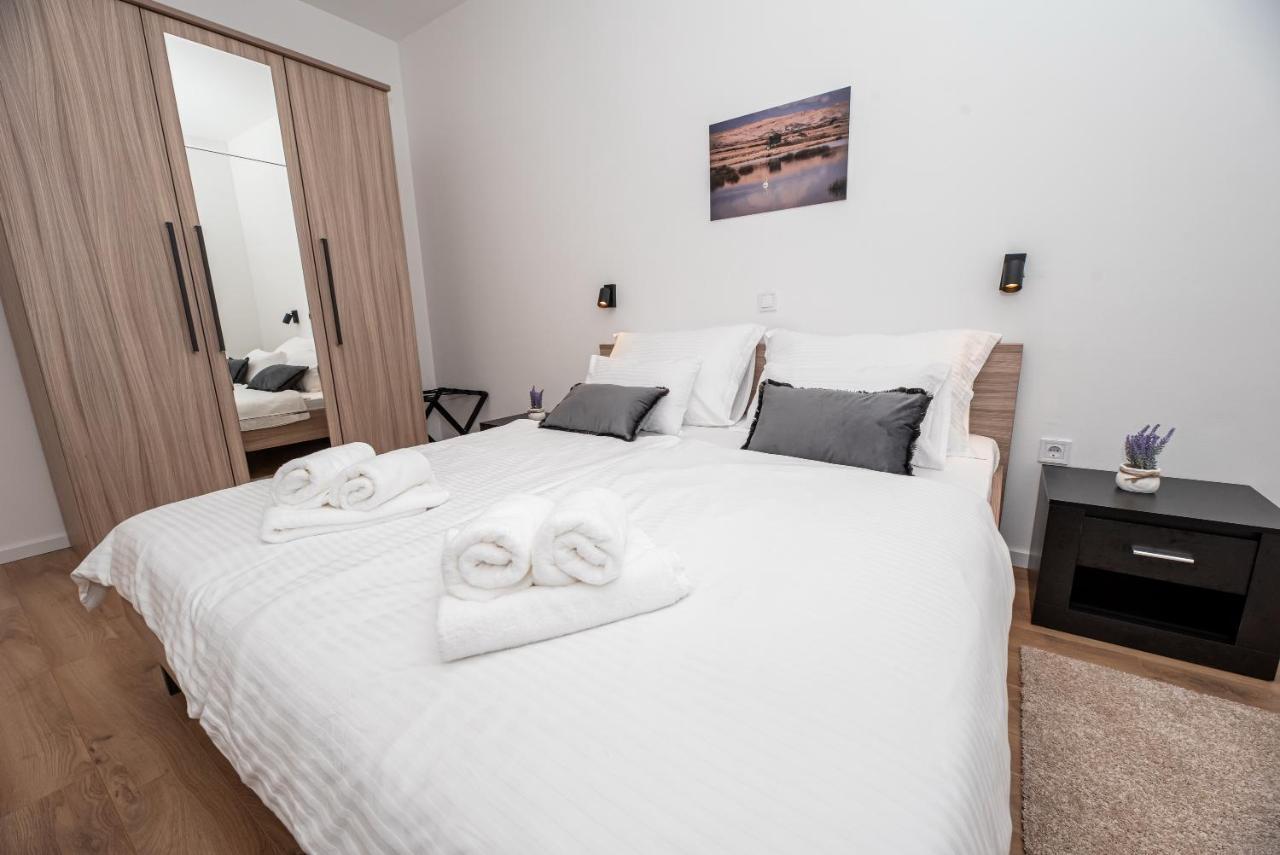 Sportiva With Private Heated Pool Villa *