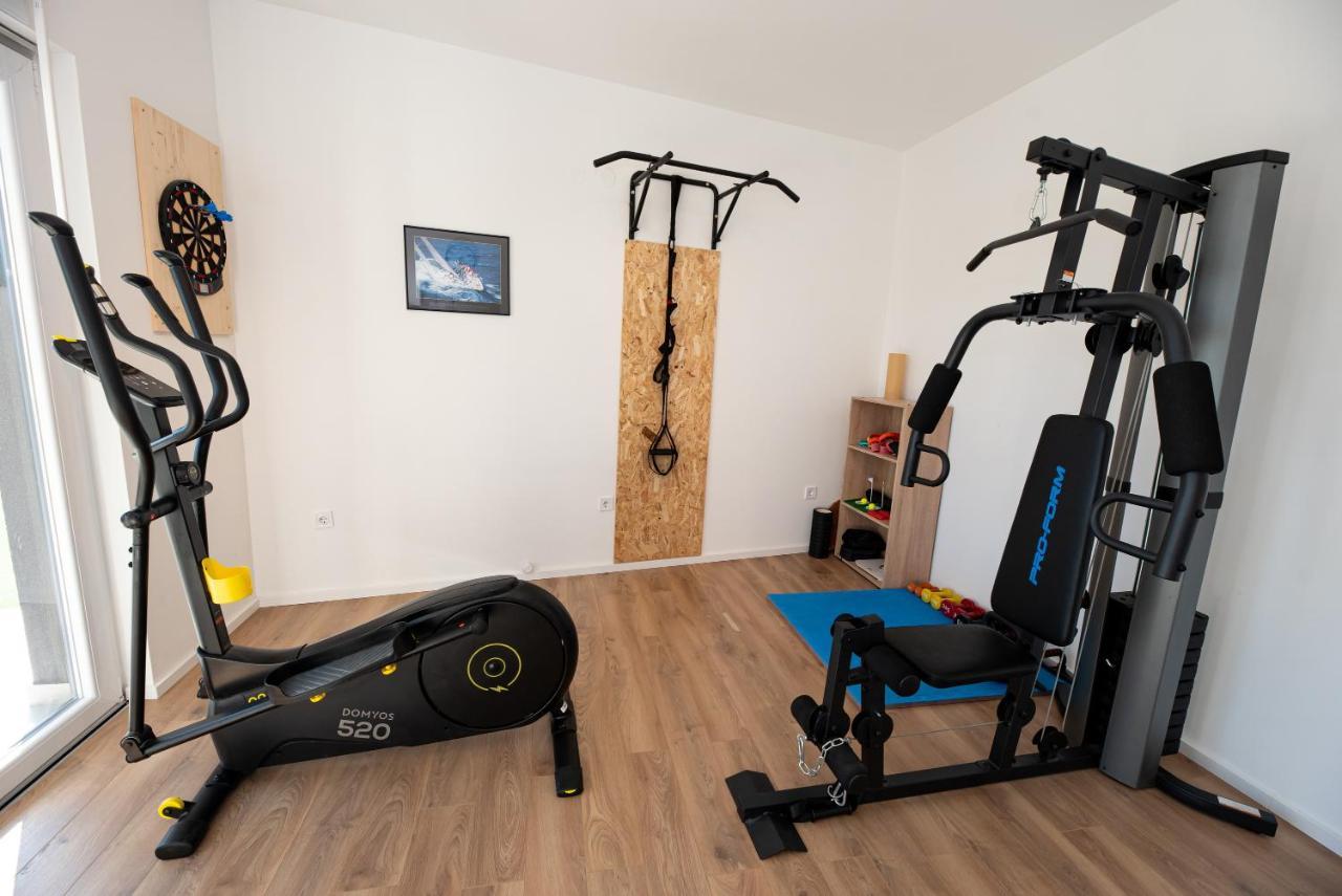 Sportiva With Private Heated Pool Villa Zadar