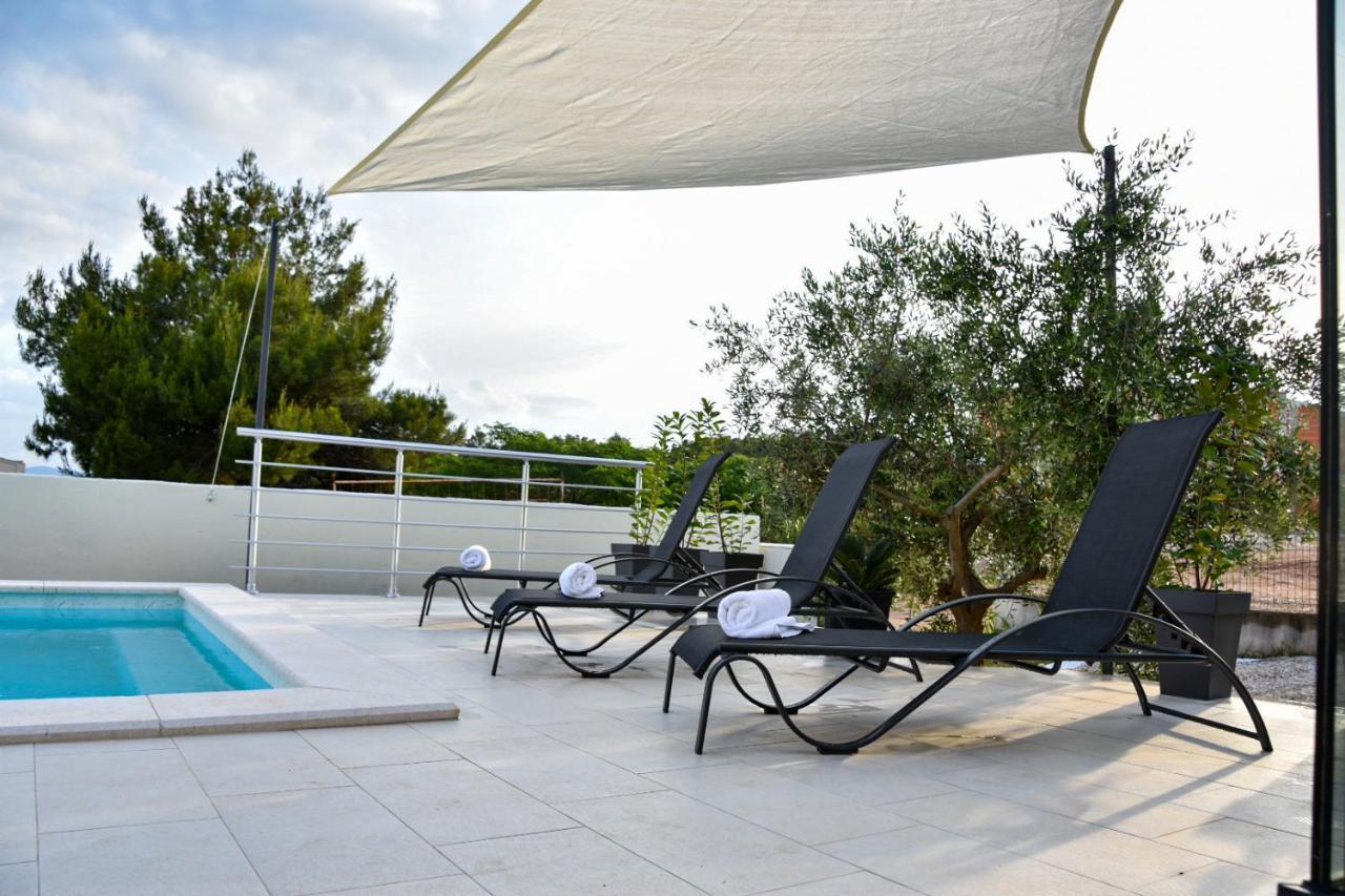 Sportiva With Private Heated Pool Villa *